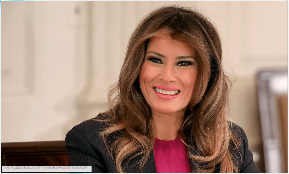 Melania Trump Smiling for Photo - Chip Somodevilla, Getty Images