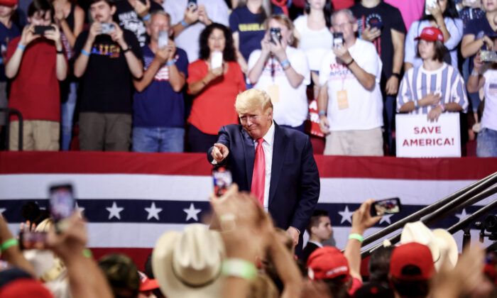 Donald Trump at Arizona Rally 2022 - Mario Tama, Getty Images